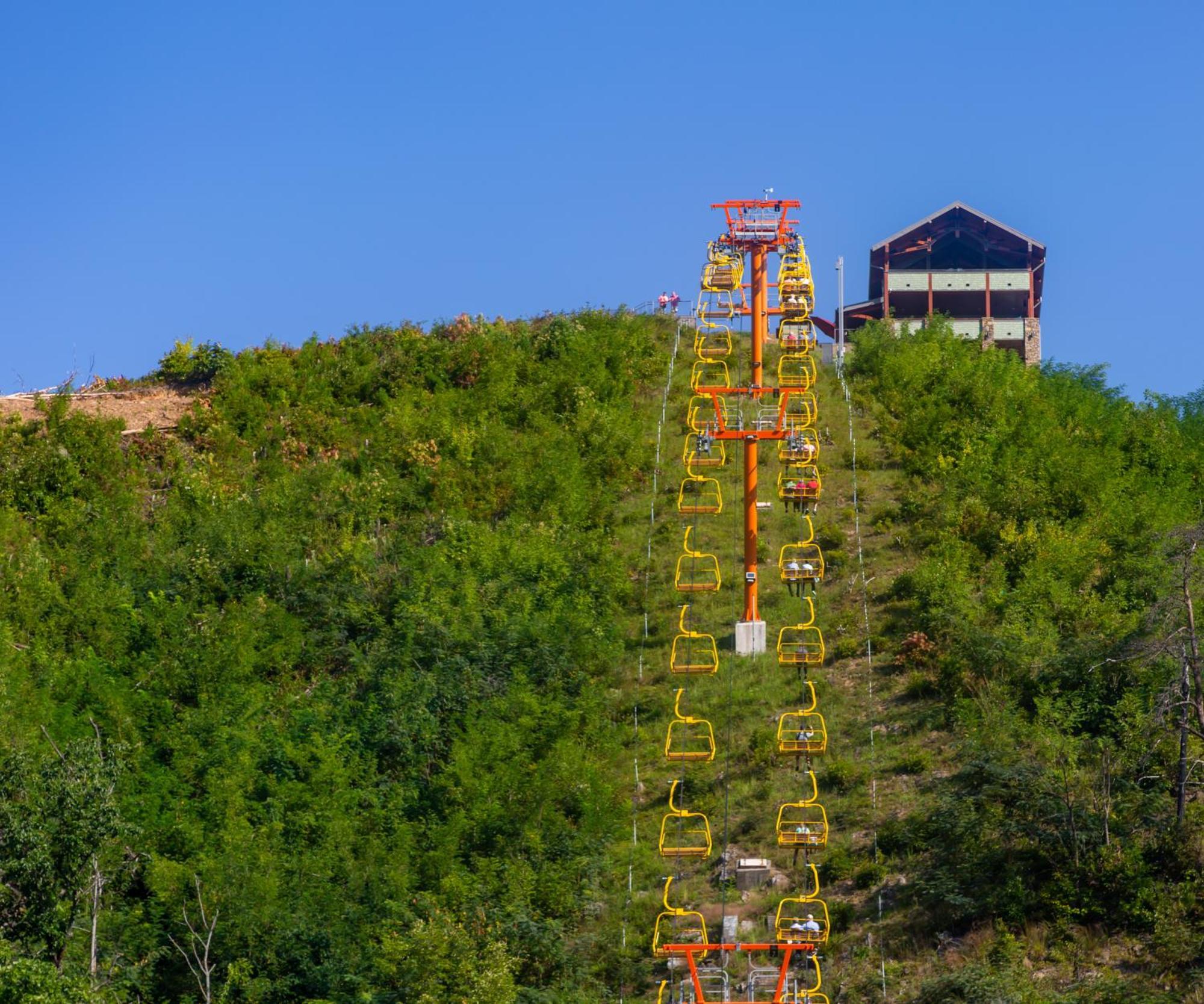 Alpine Joy-Hot Tub, Pond Access ,1089 Of Free Tickets For Each Paid Day, Dollywood And More! Seri Kembangan Exterior foto